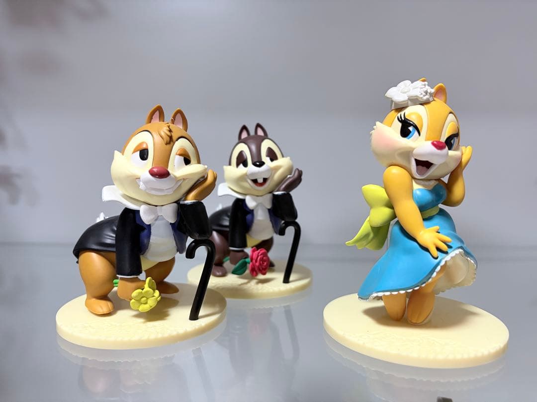 チップ＆デールとクラリスのフィギュア