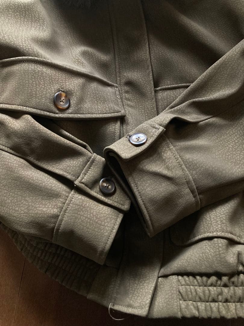 ASK 様ZARA カーキ デタッチャブルカラー スエード風JKファー取り外し