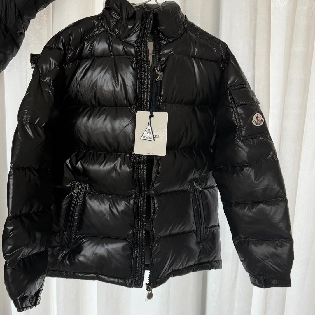 ブラック ダウンジャケット フード付き