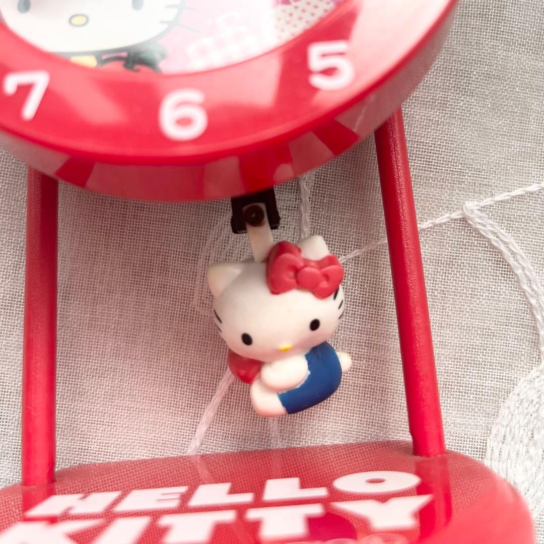 ハローキティ ミニ振り子時計 レトロ 赤 レッド - メルカリ