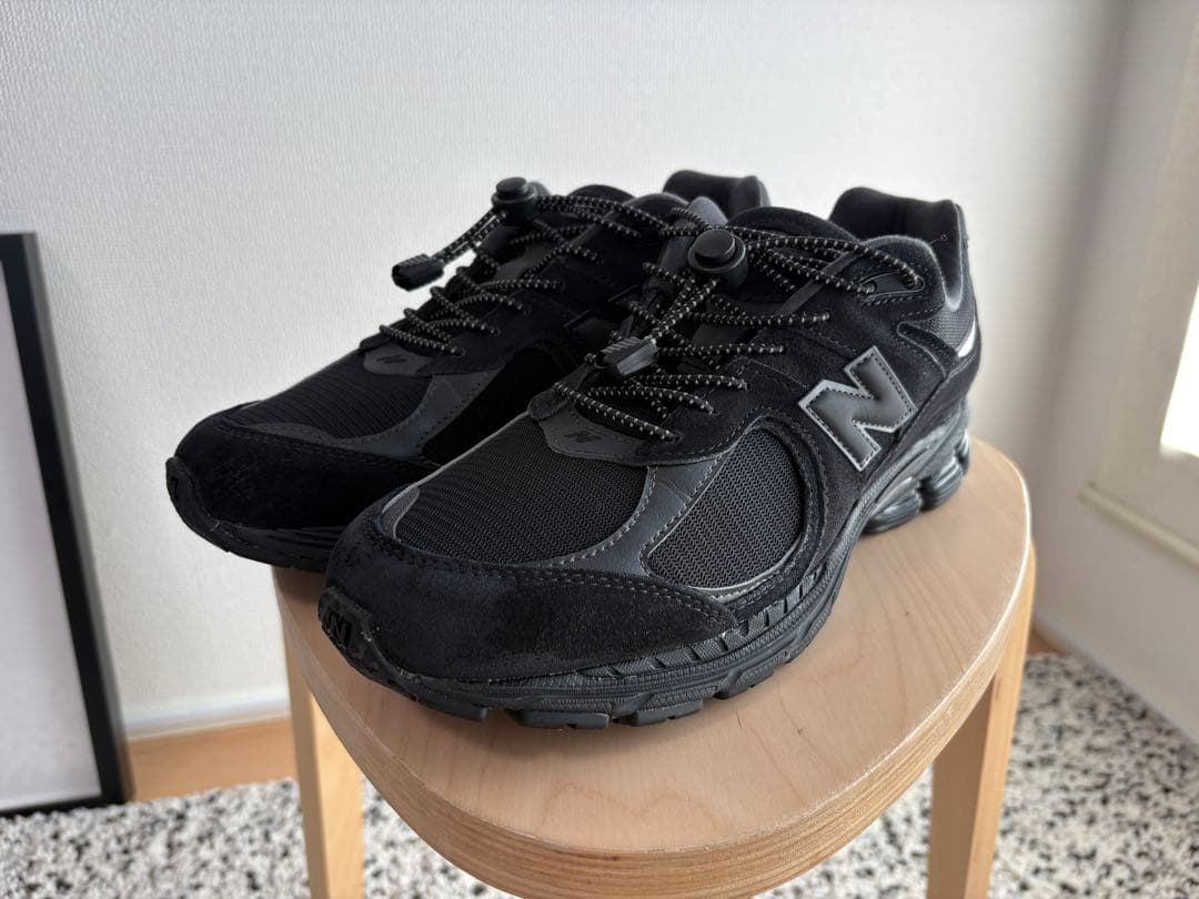 New Balance U2002R BLACK(BL) 29cm - メルカリ