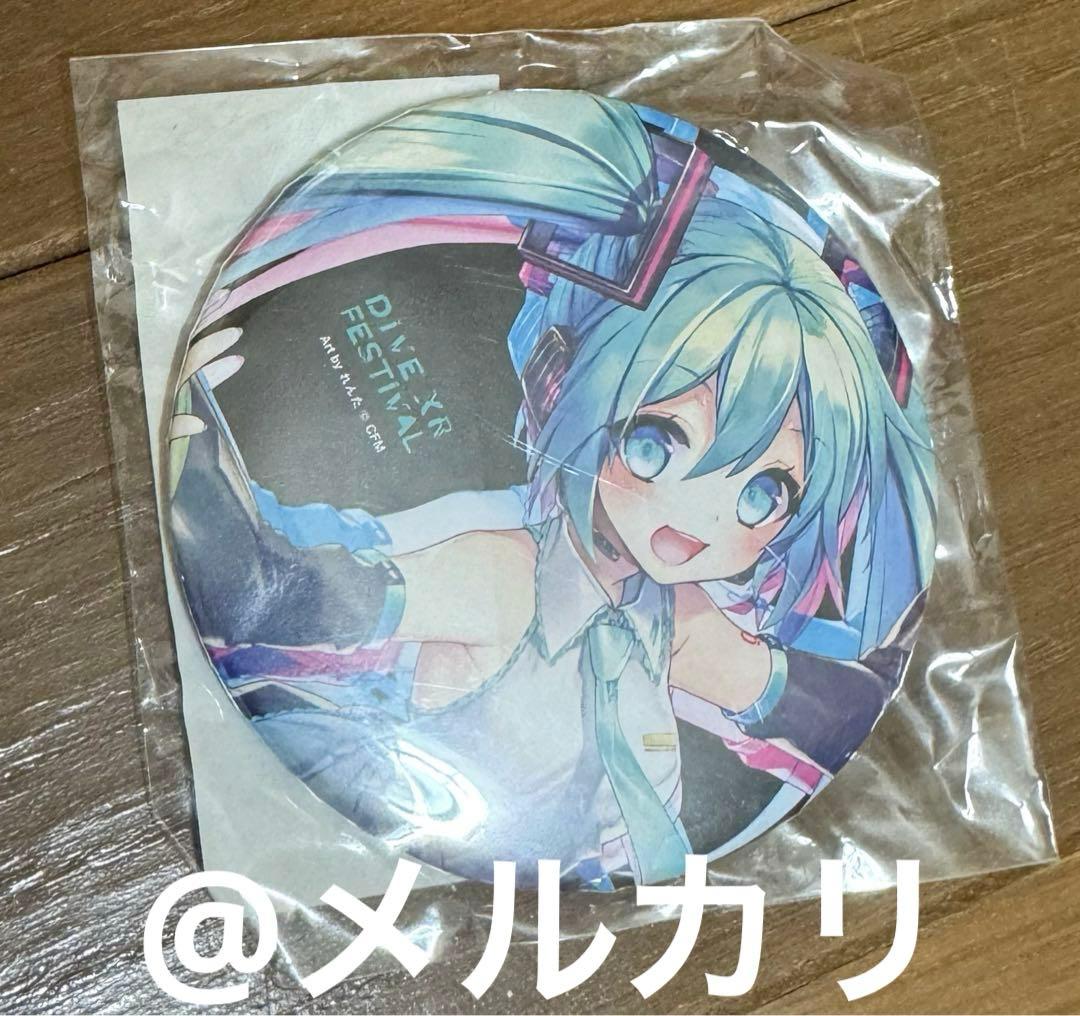 初音ミク 缶バッジ DIVA XR FESTIVAL 限定 初音ミク V4X 65mm缶バッジ [初音ミク V4X] | 公式キャラクターグッズ