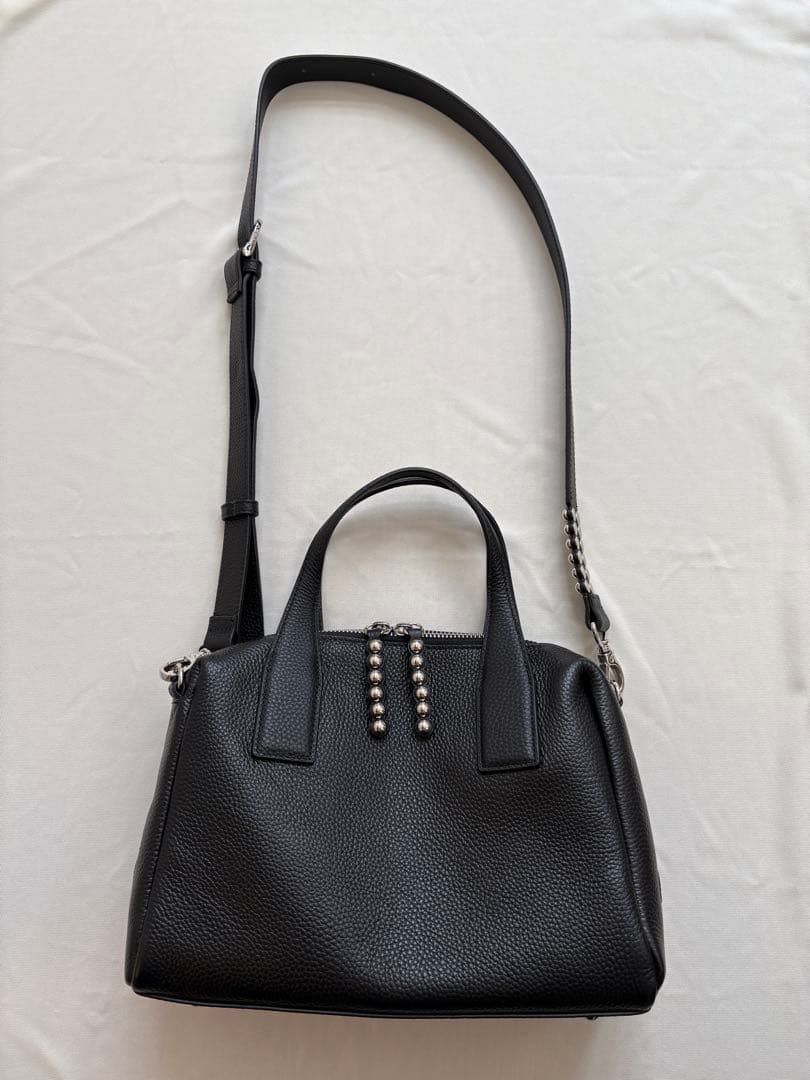 【ear PAPILLONNER】スタッズボストンバッグ　ブラック ear PAPILLONNER（イア パピヨネ） ボストンバッグ 「本革/ショルダー