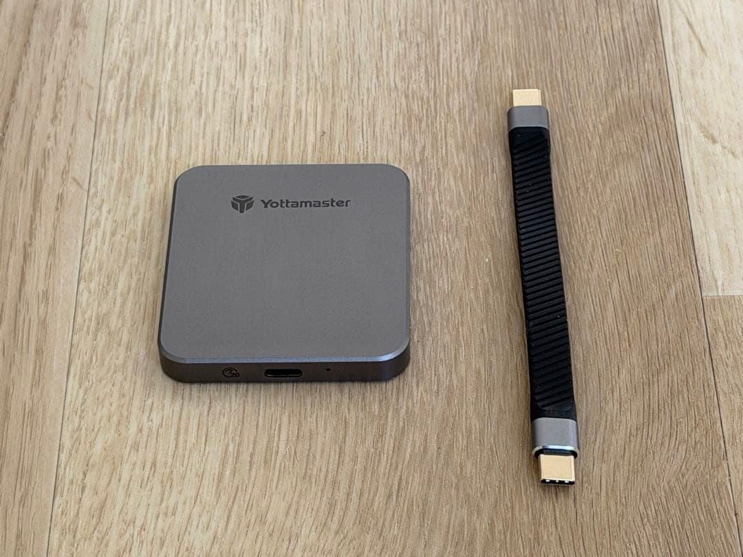 T*I様 Yottamaster製 外付けSSD 1000GB 最大2000MB Amazon.co.jp: Yottamaster 1TB SSD 外付け磁気、最大2000MB/s USB 3.2