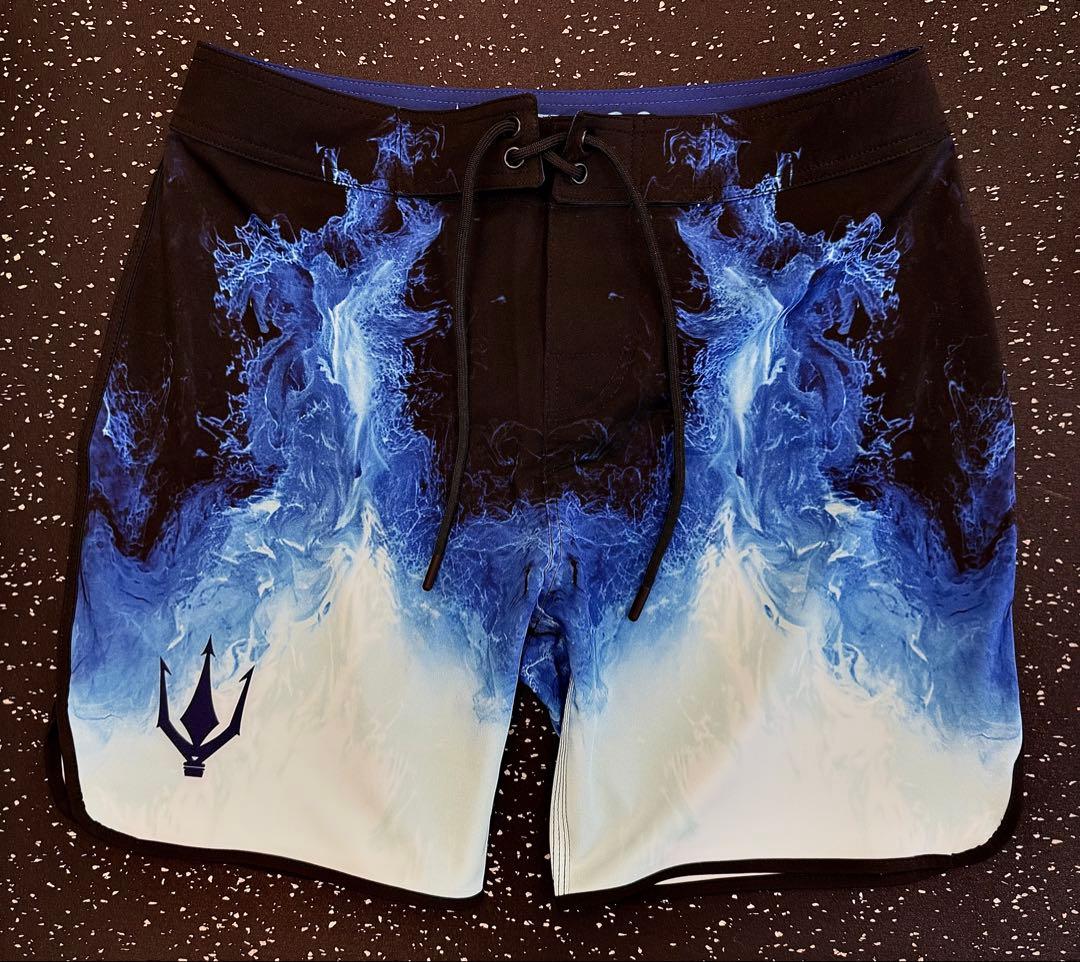 FIEDファイド 15.5インチメンズフィジークボードショーツ（ブルーブラッド)