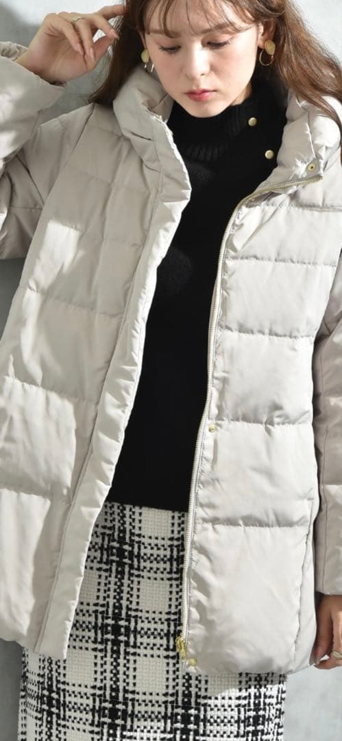 INTERPLANET ピーチスキンミドルダウン Mサイズ グレージュ