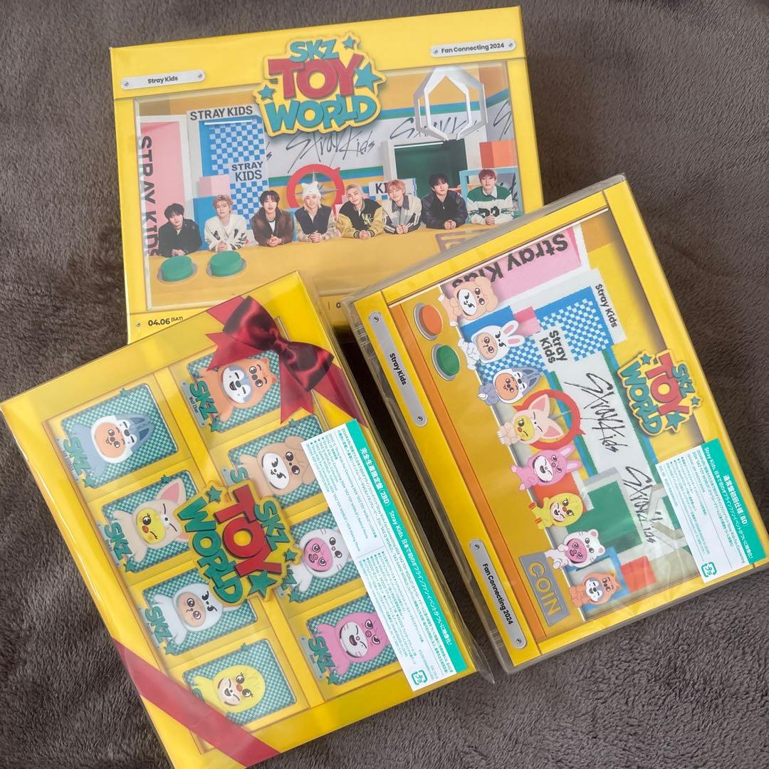 SKZ TOY WORLD FC限定 トレカ シリアル 付き