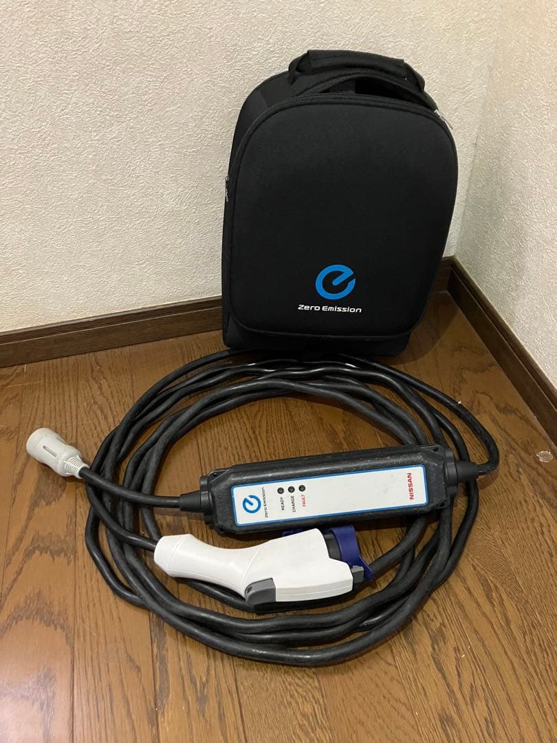 純正　リーフ　充電ケーブル　中古　200V単相　ケース付き　7m 正規品】 電気自動車 日産 リーフ LEAF 純正 充電ケーブル 3m 200V用