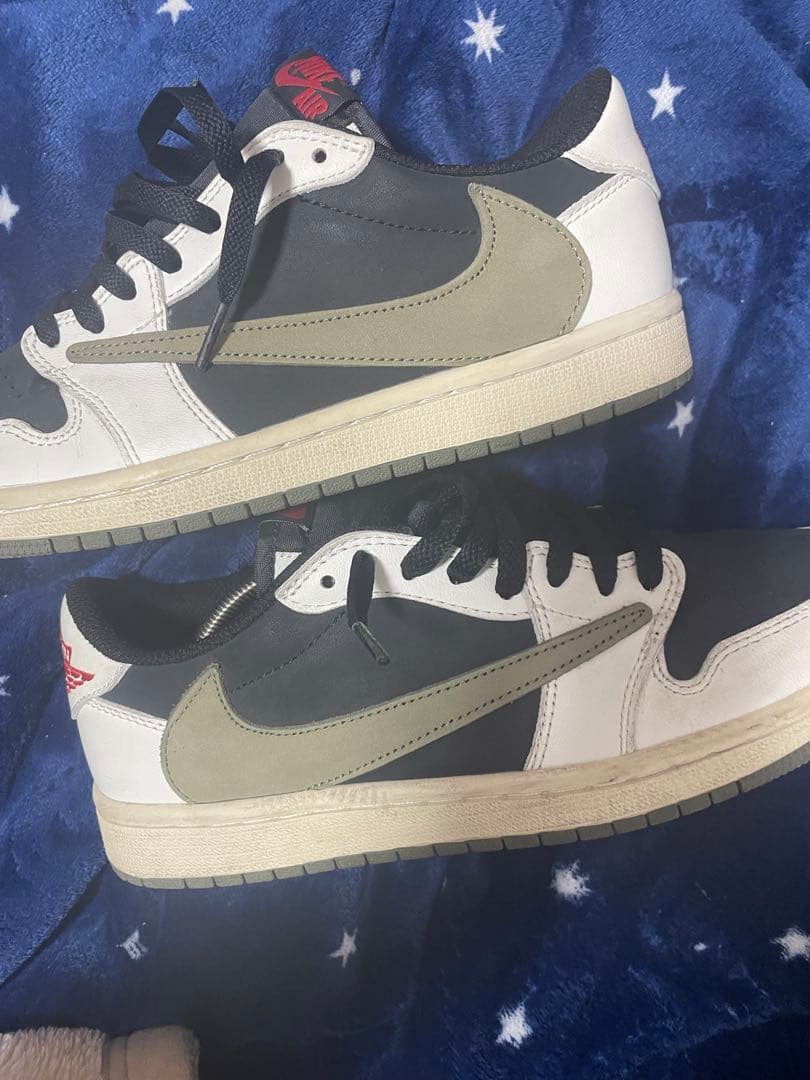 Nike Air Jordan 1 Low オリーブトラビススコット