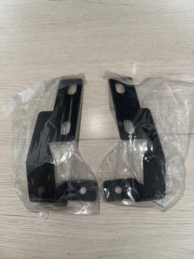 【ハイラックスgun125専用】ボンネットライトステー（ADVY製）