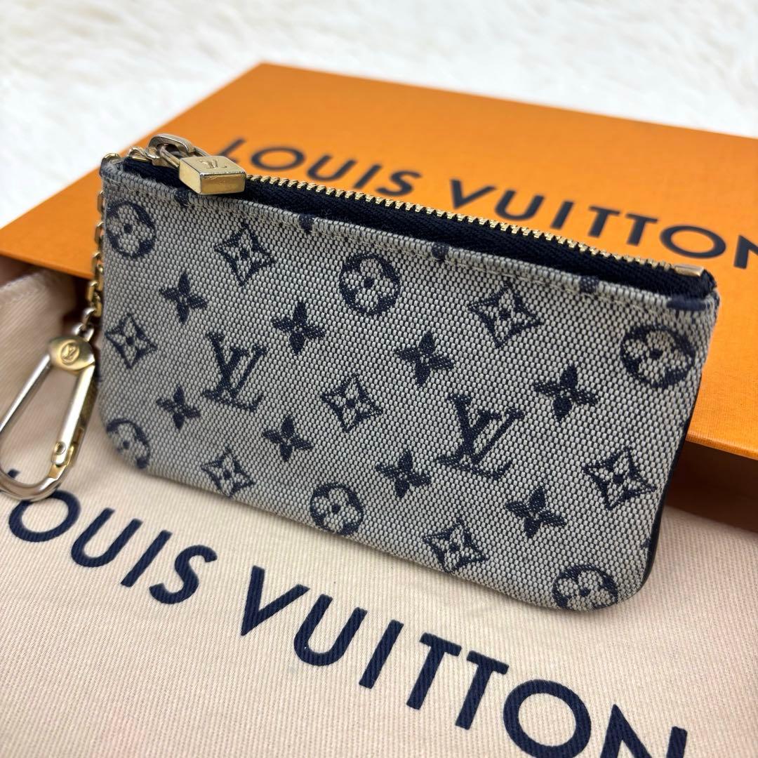 ルイヴィトン モノグラムミニ ポシェット クレ ケース ネイビー
