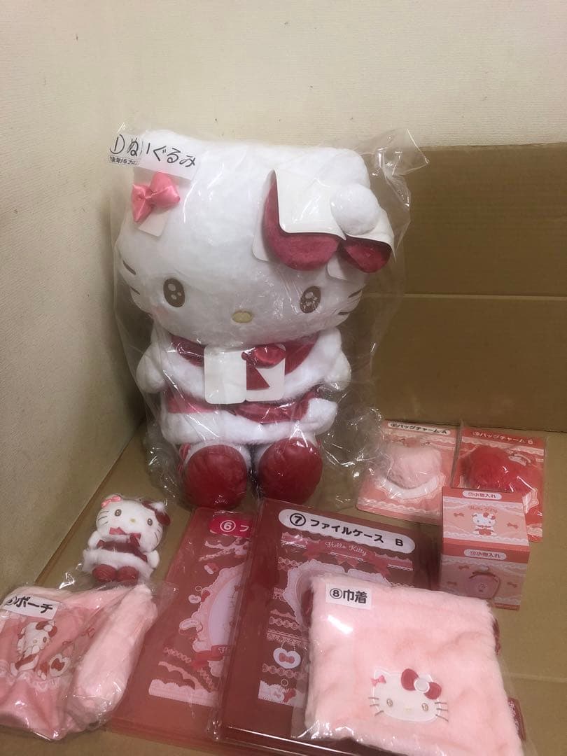 サンリオ当たりくじ 12/9（土）～順次発売！「サンリオキャラクターズ当りくじ」｜サンリオ