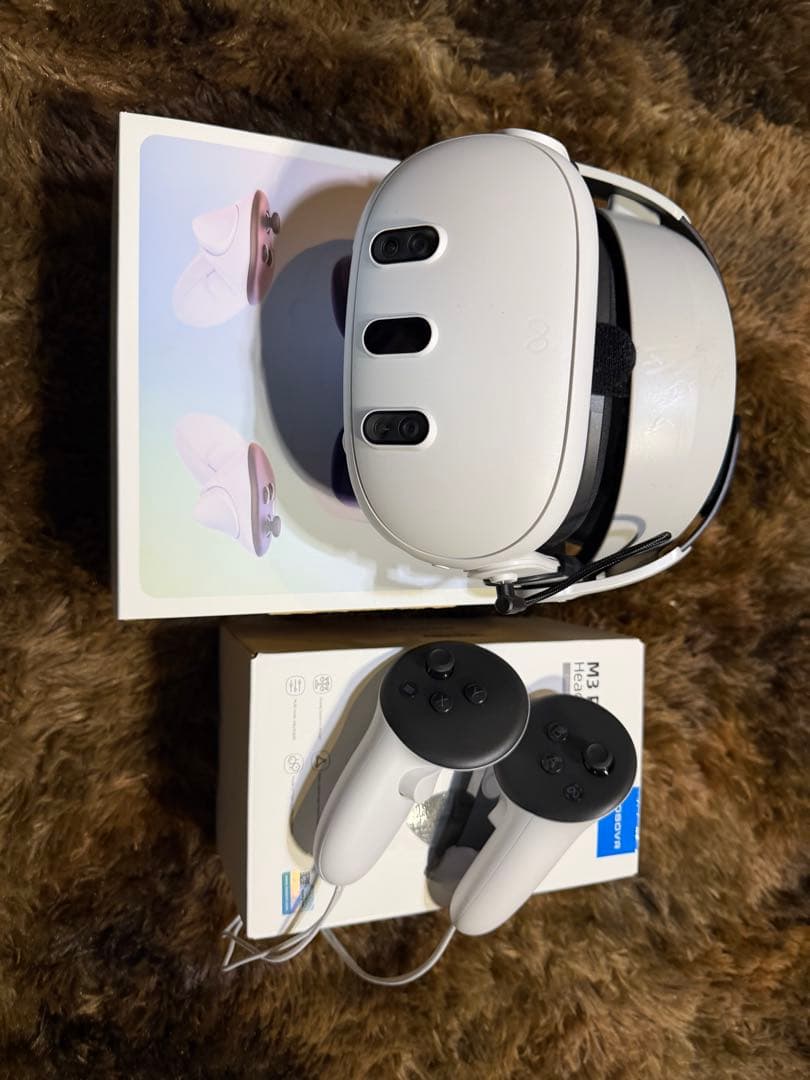   Quest3 512GB 社外バッテリーとマウント付き