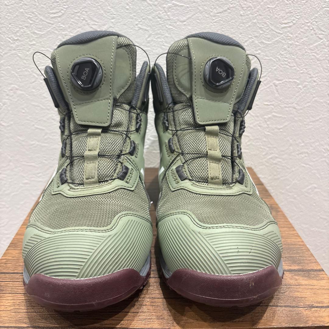 アシックス 安全靴 ウィンジョブ CP214 グリーン×ホワイト27.5cm美品 ASICS（アシックス） 安全靴 ウィンジョブ CP214 BOA ライケングリーン