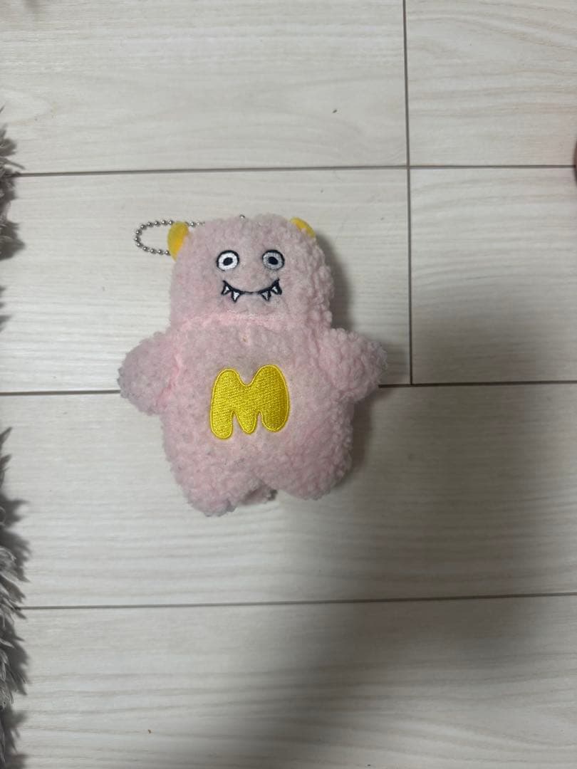 マルシィ 心の奥に潜む怪獣チャーム ぬいぐるみ - メルカリ