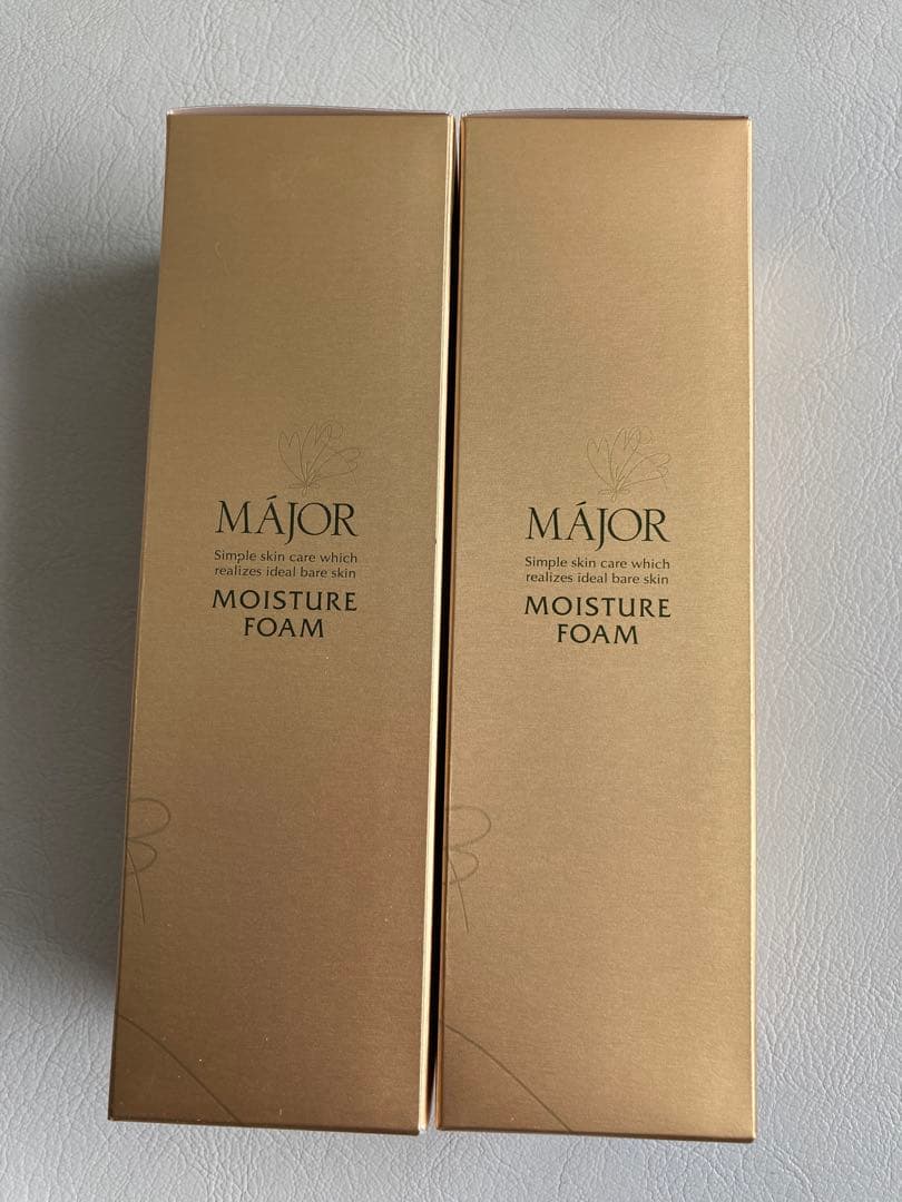 【送料無料】マジャールモイスチュアフォーム２本セット