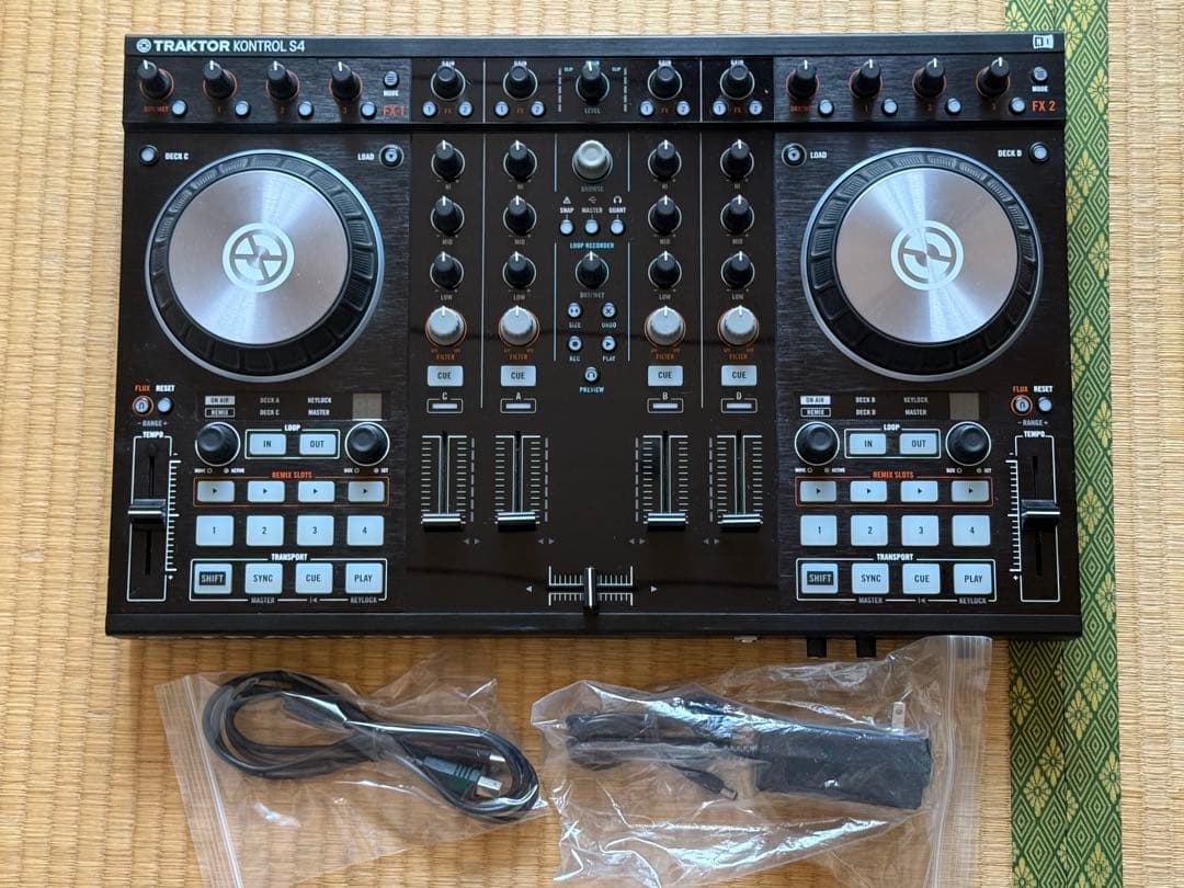 美品訳ありTRAKTOR KONTROL S4 MK2 DJコントローラー