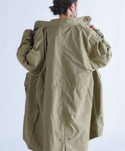 展示のみ　美品AUG フィシュテールコート　KHAKI