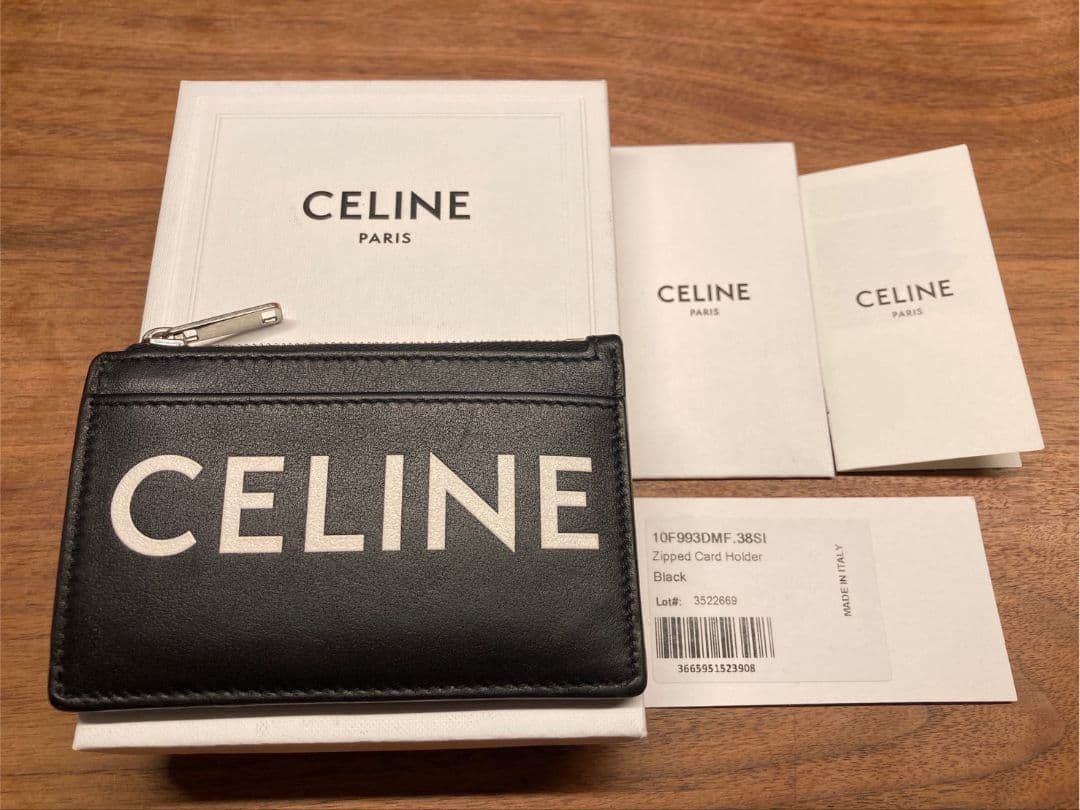 CELINEジップカードホルダー ブラック　セリーヌ　ケース