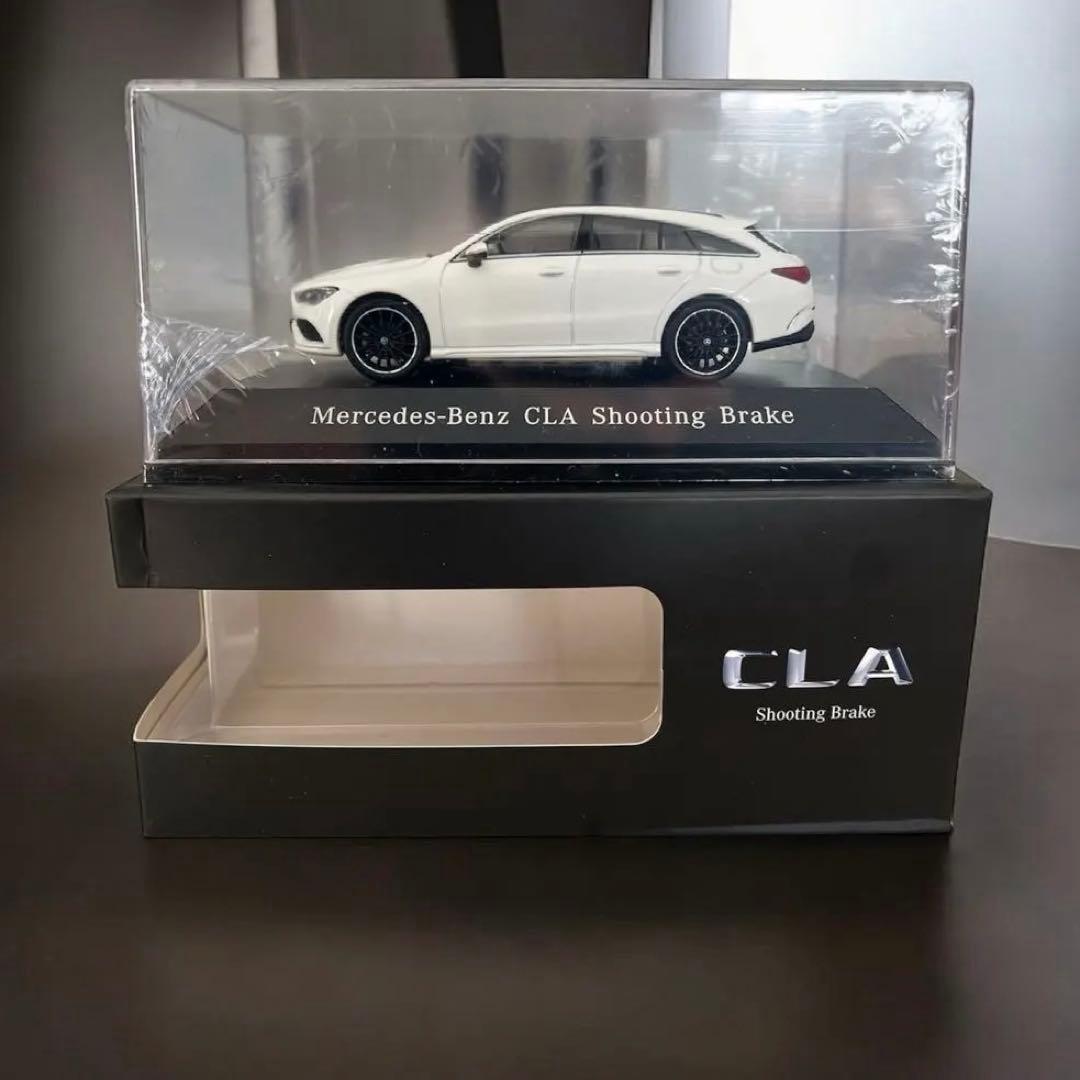 メルセデス ベンツ CLA シューティングブレイク 1/43 スケール