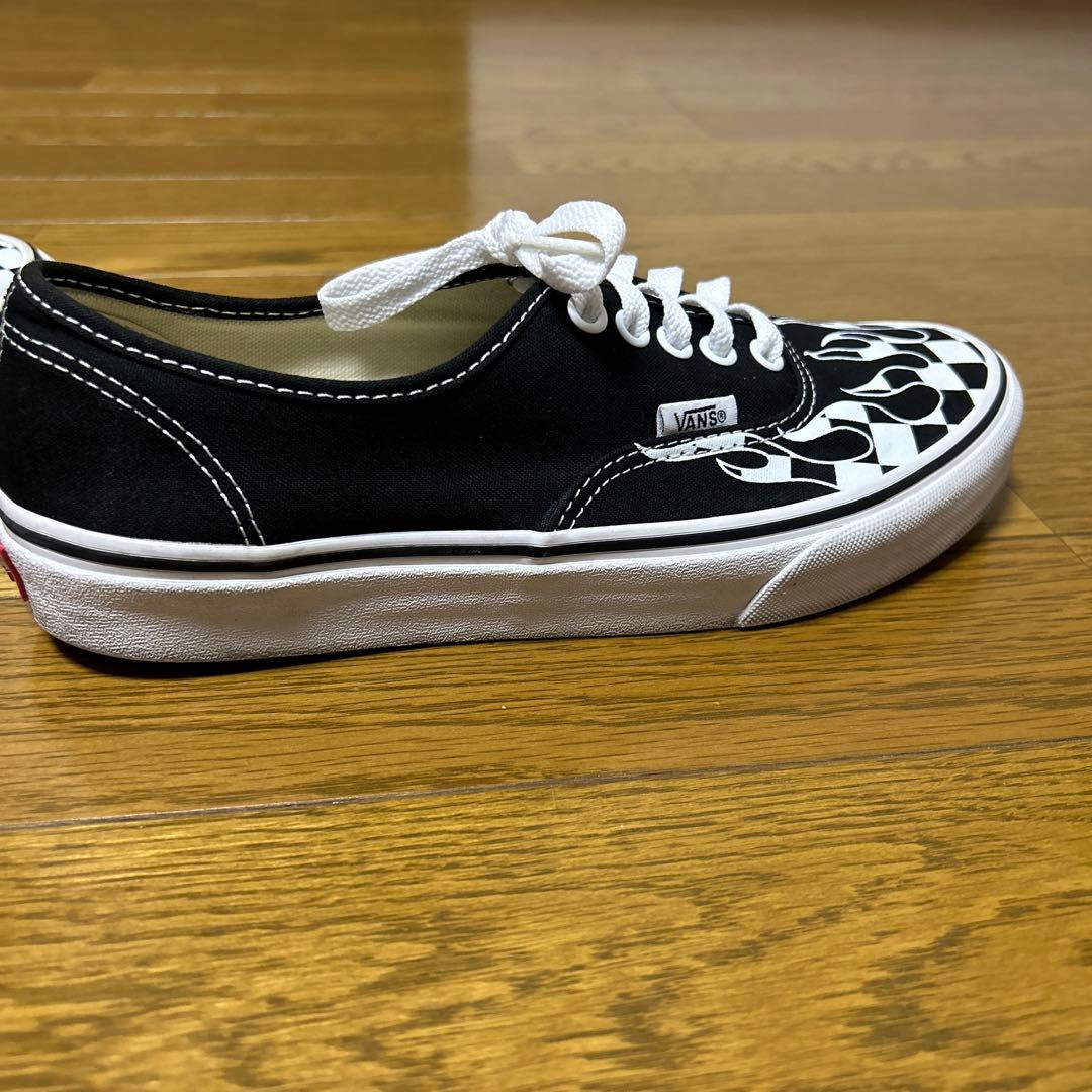 Vans Authentic Checker Flame - メルカリ