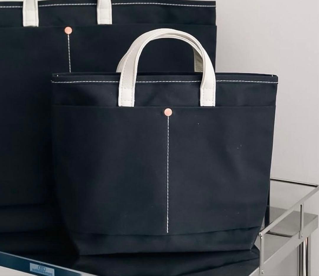 バッグ This is a(n) Ex. Base Tote M