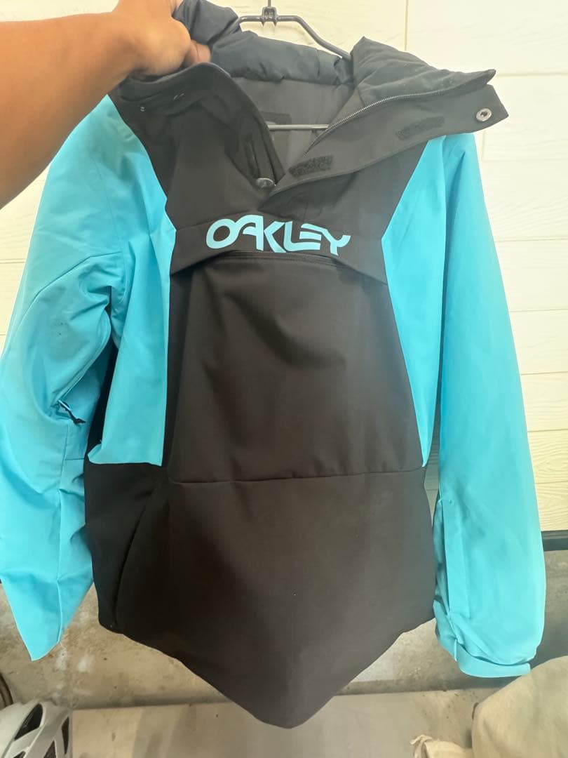 最終セール！上下スノーボードウェア オークリー上　クイックシルバー下