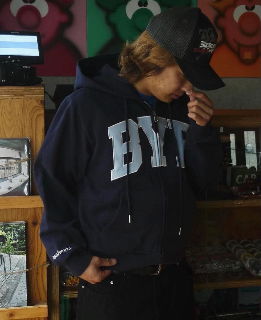 bye Jeremy BYE JEREMY ジップパーカー - メルカリ