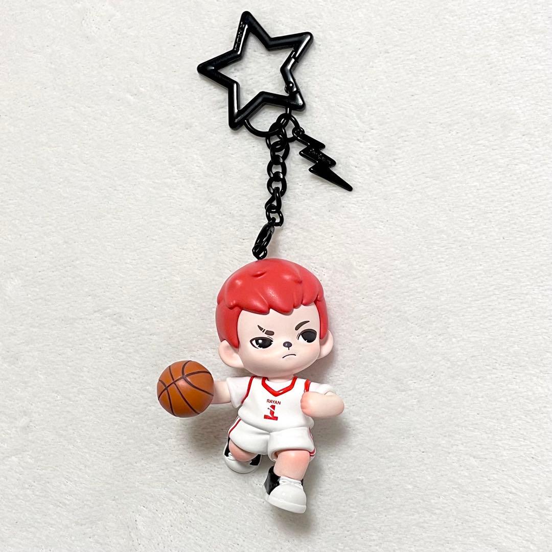 TNT SPACE Boy rayan Love pendant キーホルダー - メルカリ