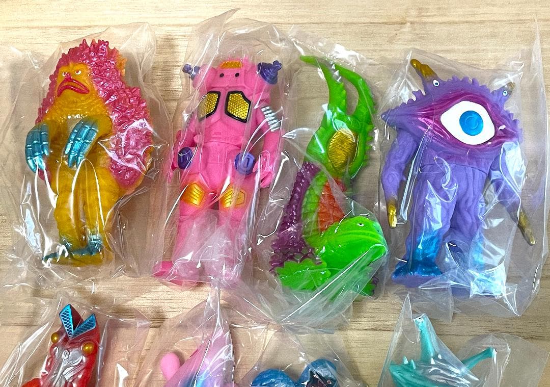 ドンキホーテ限定 カイジュウカラーズ 8種類 ウルトラ怪獣シリーズ