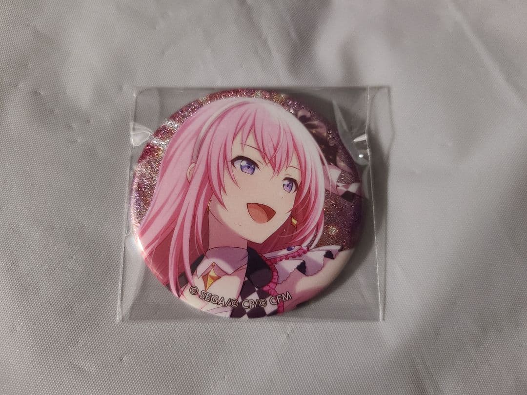 プロセカ グリッター缶バッジ Vol.5A 巡音ルカ③ - メルカリ