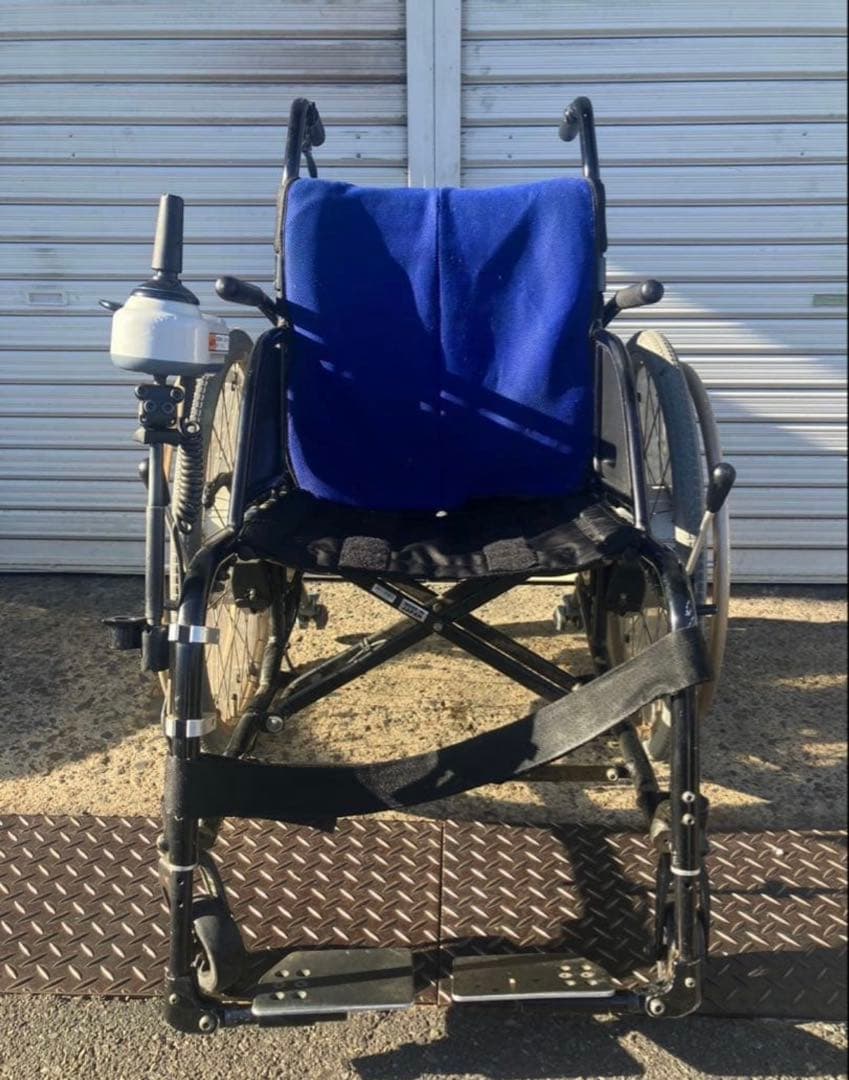 電動車椅子YAMAHA バッテリー2個　充電器付　ヤマハ　座面　座クッション