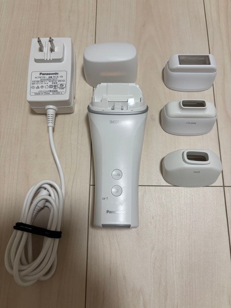 Panasonic 脱毛器 ES-WH7A 充電器付き