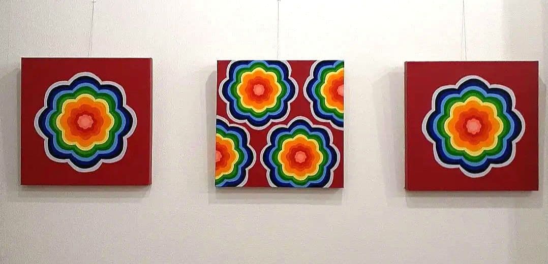 油絵 壁掛け曼荼羅 画家 小楠アキコ作品 サイズ40×40cm 三枚1セット