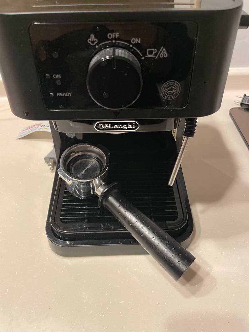 DeLonghi デロンギ　エスプレッソマシン