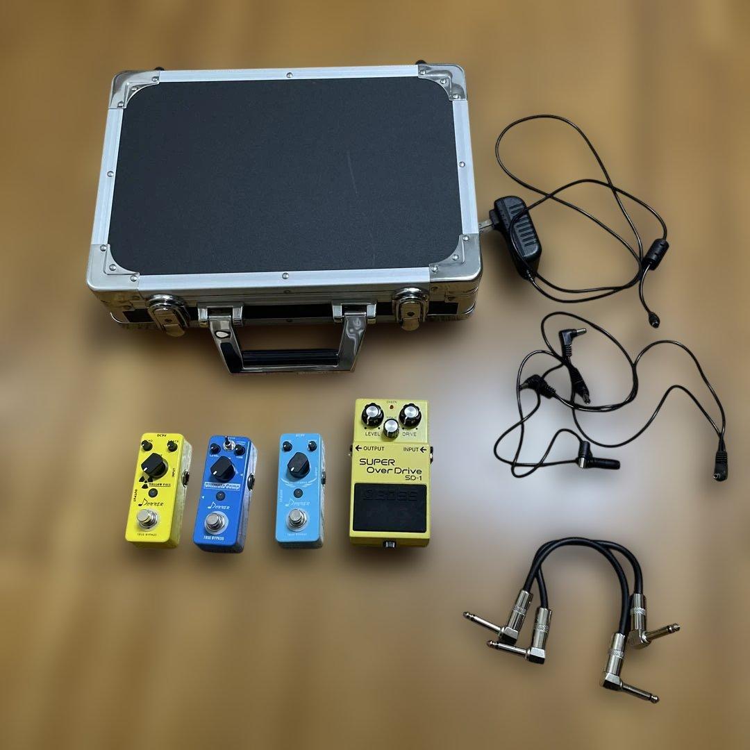 【まとめ売り】エフェクター、エフェクターボード、アダプター、パッチケーブル