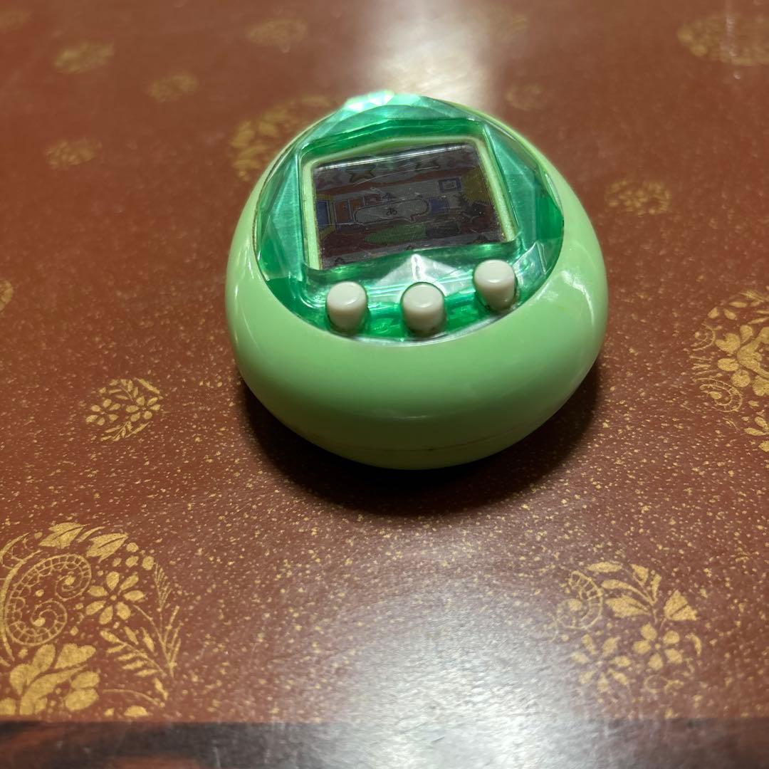 たまごっちID グリーン 緑 本体 tamagotchi その5 - メルカリ