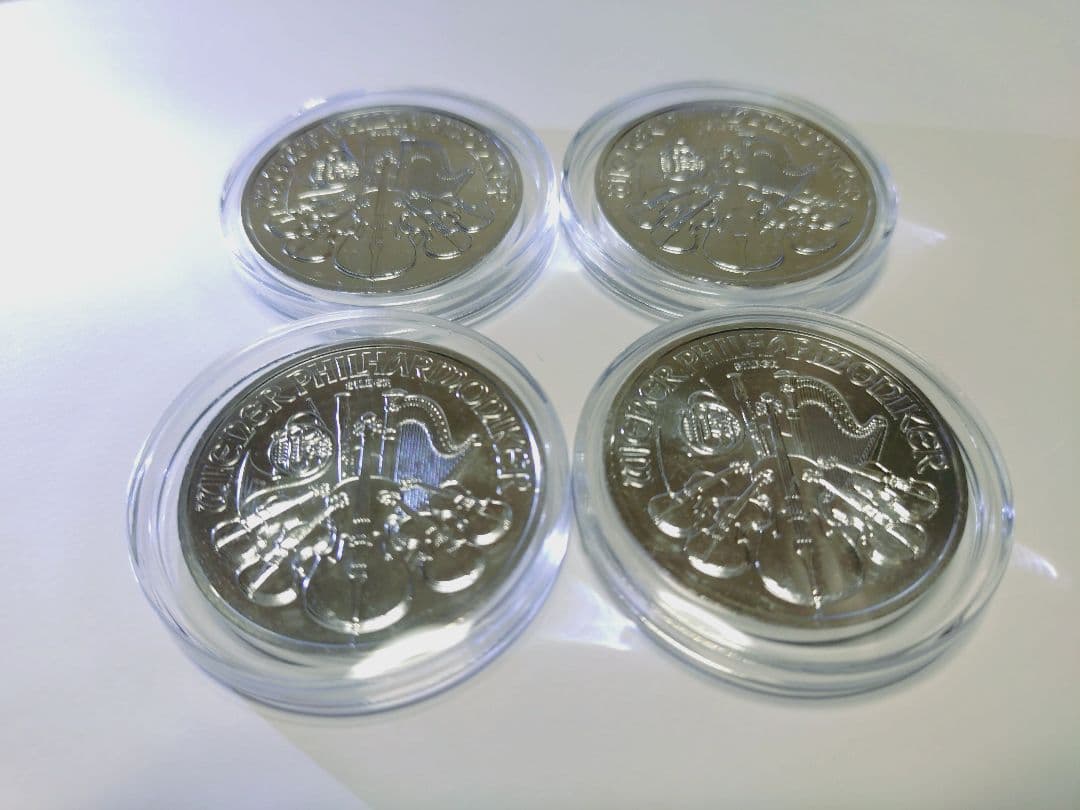 オーストリア ウィーンフィル1オンス銀貨　4枚セット　ケース付き