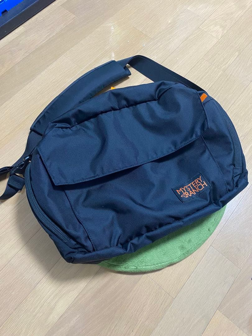 MYSTERY RANCH DISTRICT PRO メッセンジャーバッグ