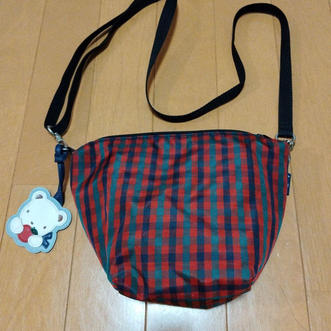 familiar チェック柄ポシェット クマチャーム付き