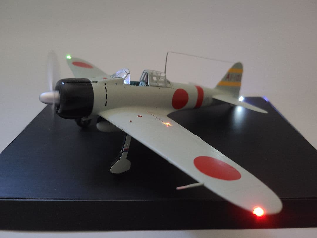 日本海軍 零式艦上戦闘機21型 空母赤城搭載機 リアルモーターライズ完成品 タミヤ 1/48 傑作機シリーズ 海軍零式艦上戦闘機21型 | タミヤ