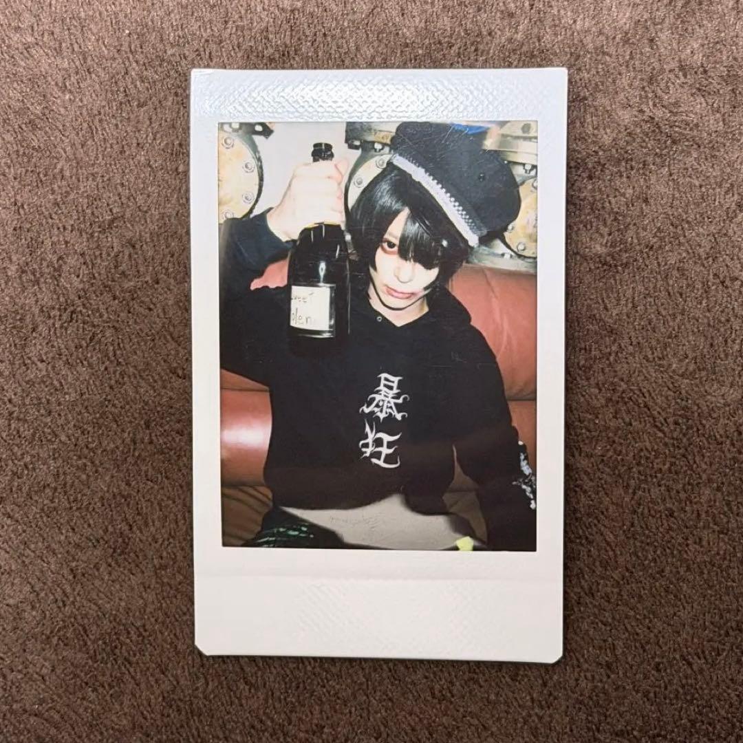 甘い暴力　咲　チェキ 甘い暴力 チェキ 咲 - メルカリ