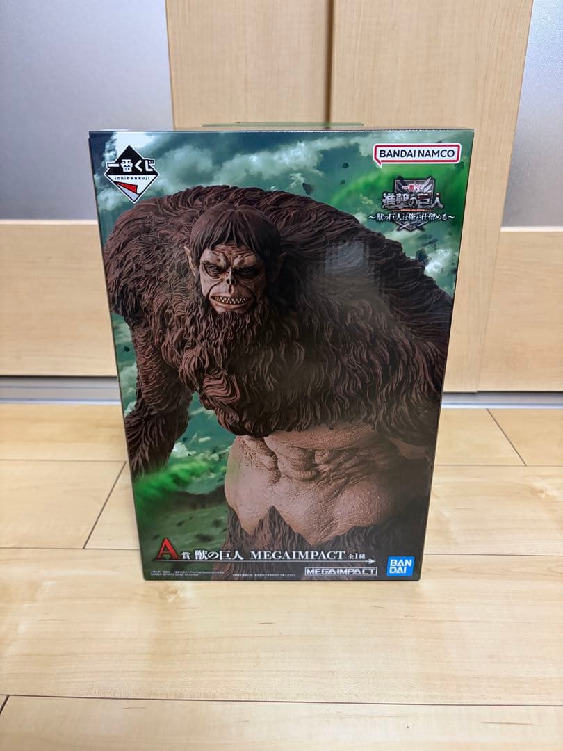進撃の巨人 一番くじ　A賞　獣の巨人 MEGAIMPACT