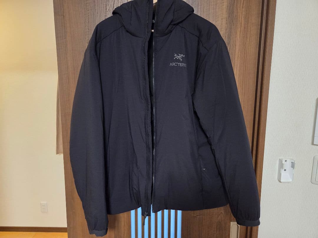 ARC'TERYXアトムARフーディ