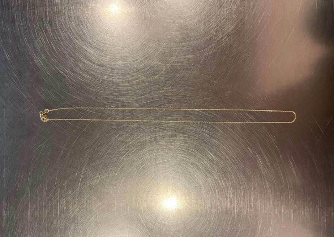 ゴールドチェーンネックレス