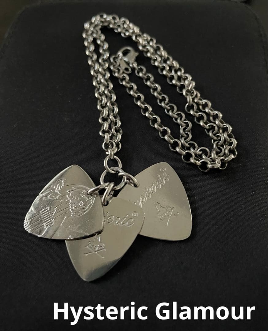 【ロゴ刻印】Hysteric Glamour ３連　ギターピック ネックレス