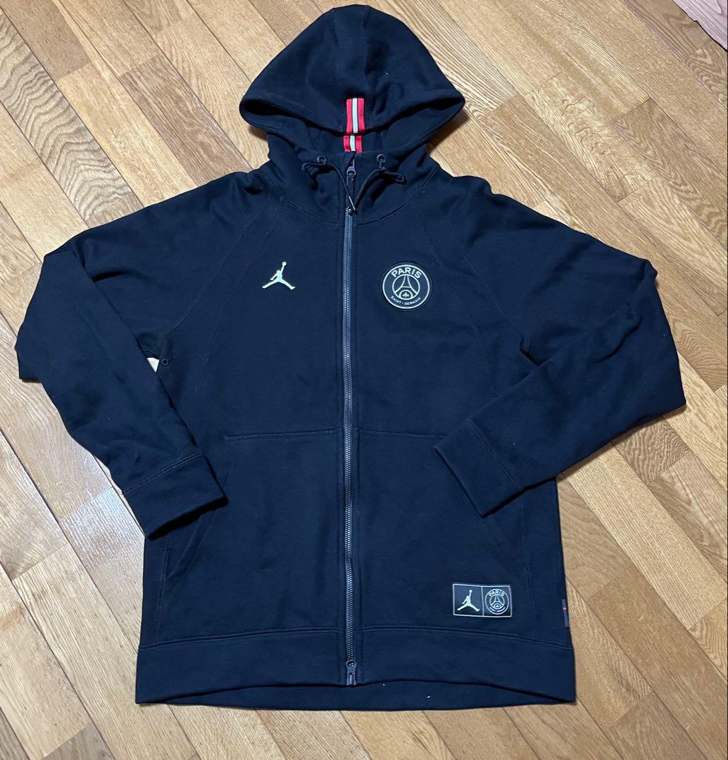 @ピカピカ専用 最終値下げ‼️パリサンジェルマン　JORDAN パーカー