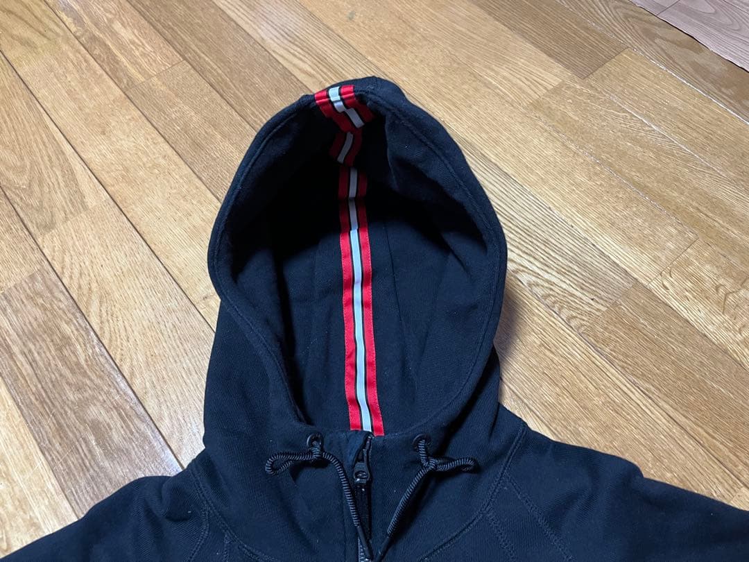 ピカピカ専用 最終値下げ‼️パリサンジェルマン JORDAN パーカー