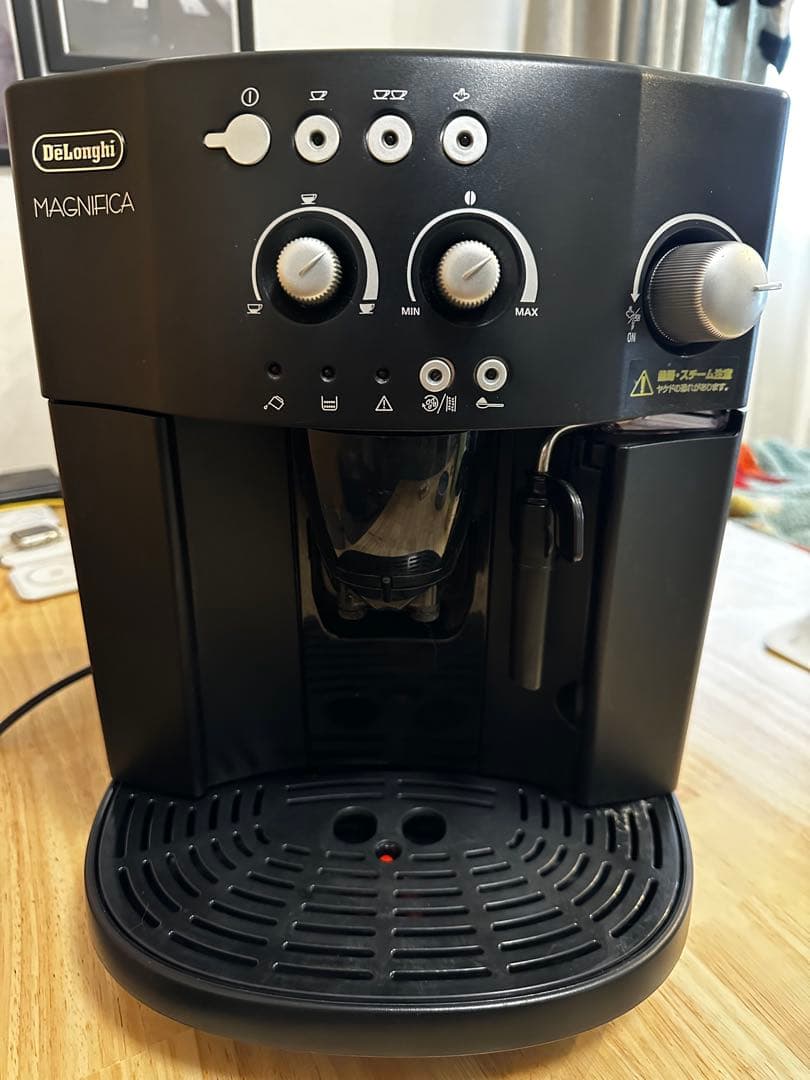 DeLonghi MAGNIFICA 全自動エスプレッソマシン