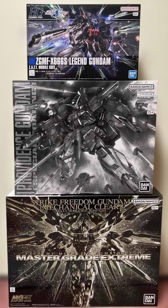 ストライクフリーダムガンダム プロヴィデンスガンダム レジェンドガンダム